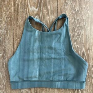 Lululemon Athletica Energy Bra *High Neck. Size 4.